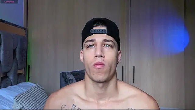 Snapshot of orionblaze69_ chatting on 11/01/25, 07:30 orionblaze69 online show from 11/01/25, 07:30