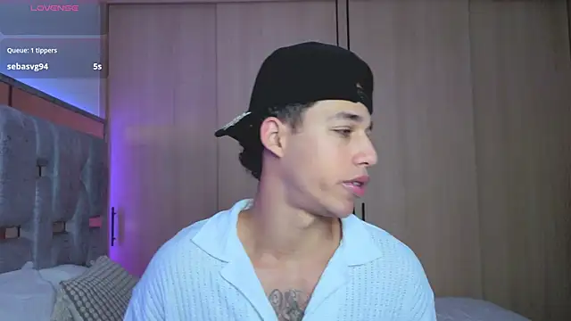 Snapshot of orionblaze69_ chatting on 11/21/25, 09:08 orionblaze69 online show from 11/21/25, 09:08