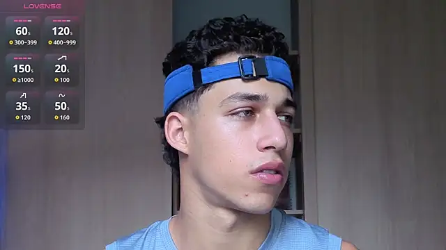 Snapshot of orionblaze69_ chatting on 10/30/25, 09:22 orionblaze69 online show from 10/30/25, 09:22