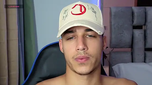 Snapshot of orionblaze69_ chatting on 10/21/25, 11:15 orionblaze69 online show from 10/21/25, 11:15