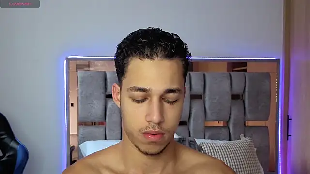 Snapshot of orionblaze69_ chatting on 10/22/25, 11:20 orionblaze69 online show from 10/22/25, 11:20