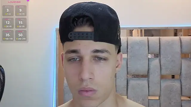 orionblaze69  online show from 04/05/26, 08:04