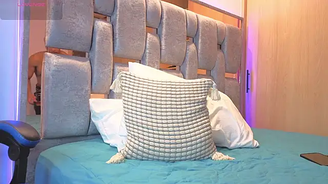 Snapshot of orionblaze69_ chatting on 11/10/25, 12:59 orionblaze69 online show from 11/10/25, 12:59