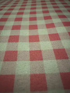 Snapshot of anonimgirl18old chatting on 11/10/25, 04:12 anonimgirl18old online show from 11/10/25, 04:12