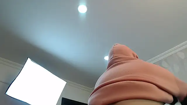 elamurray online show from 10/17/25, 11:12