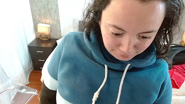 elamurray online show from 11/11/25, 11:16