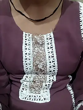 Snapshot of Kumarirakhi chatting on 10/07/25, 06:53 Kumarirakhi online show from 10/07/25, 06:53