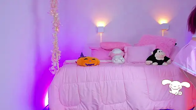 hannacutegod online show from 11/17/25, 05:44