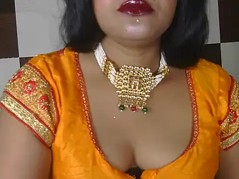 Snapshot of hotee_bhabi chatting on 05/02/26, 08:30 hotee bhabi online show from 05/02/26, 08:30