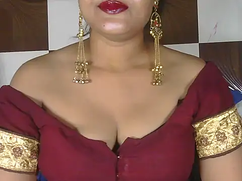 Snapshot of hotee_bhabi chatting on 07/04/26, 10:21 hotee bhabi online show from 07/04/26, 10:21