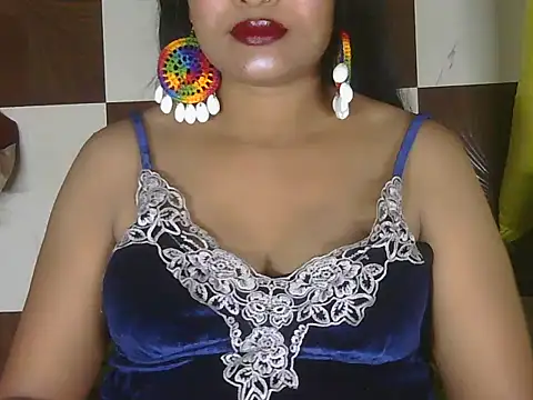 Snapshot of hotee_bhabi chatting on 07/10/26, 03:17 hotee bhabi online show from 07/10/26, 03:17