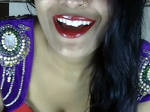 hotee bhabi online show from 12/14/25, 11:05