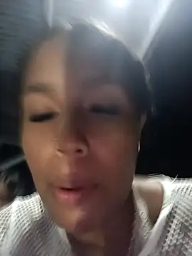 Fernanda30 online show from 09/23/25, 04:41