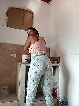 Fernanda30 online show from 11/18/25, 02:42