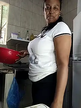 Fernanda30 online show from 02/11/26, 05:02