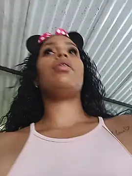 Fernanda30 online show from 05/06/26, 02:32