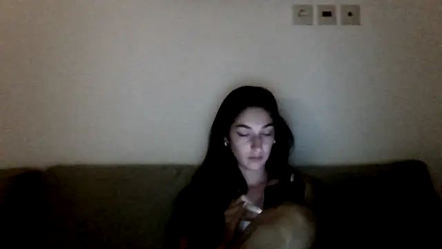 Snapshot of milagaborxx chatting on 05/18/26, 06:45 milagaborxx online show from 05/18/26, 06:45