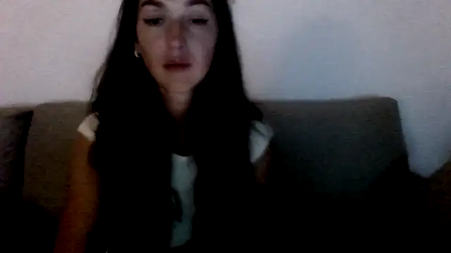 Snapshot of milagaborxx chatting on 06/04/26, 08:24 milagaborxx online show from 06/04/26, 08:24