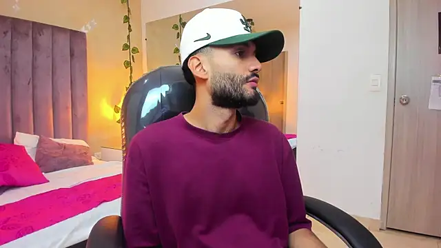 Ryan Jackson  online show from 11/30/25, 05:08