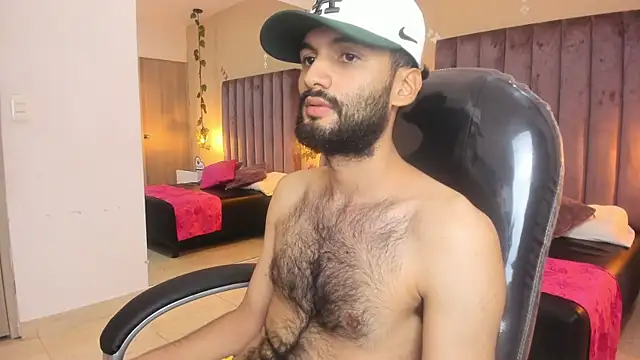 Ryan Jackson  online show from 11/04/25, 04:16