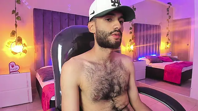 Ryan Jackson  online show from 12/05/25, 04:55