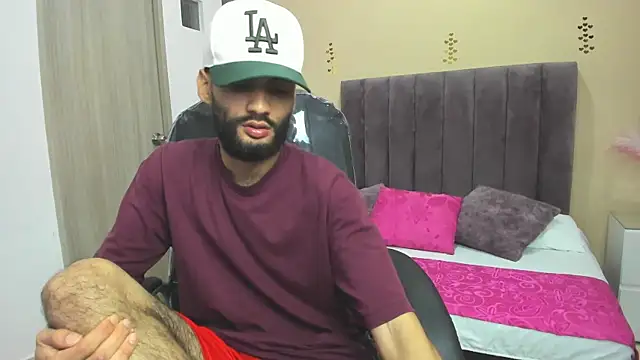 Ryan Jackson  online show from 11/11/25, 05:46