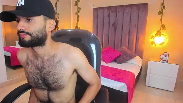 Ryan Jackson  online show from 10/31/25, 03:58