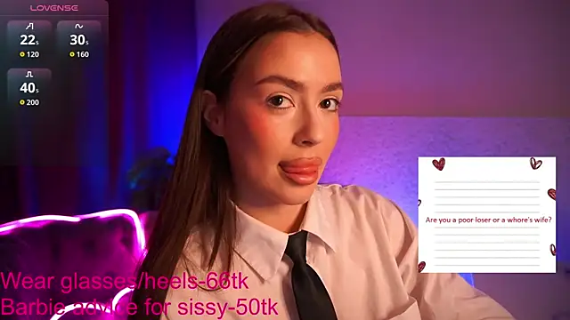 EmiliyaRoude online show from 11/18/25, 12:30