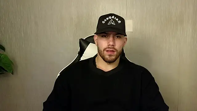 Snapshot of Ades_Lowe chatting on 10/21/25, 12:15 Ades Lowe online show from 10/21/25, 12:15