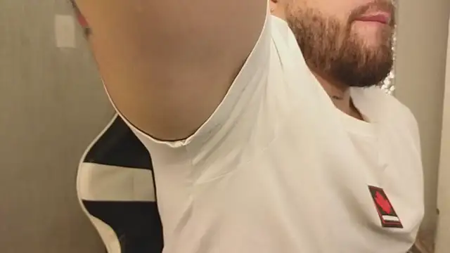 Snapshot of Ades_Lowe chatting on 11/06/25, 12:09 Ades Lowe online show from 11/06/25, 12:09