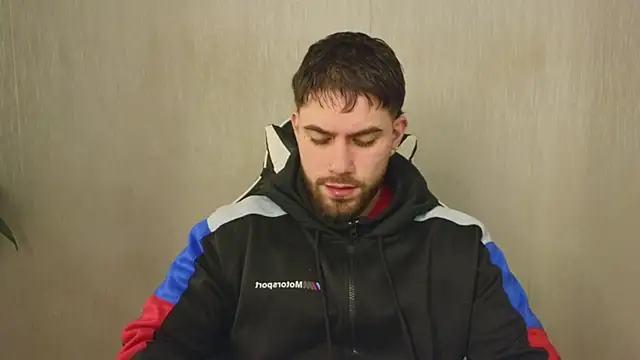 Snapshot of Ades_Lowe chatting on 11/05/25, 11:24 Ades Lowe online show from 11/05/25, 11:24