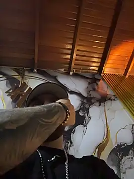 Snapshot of Ades_Lowe chatting on 11/02/25, 07:13 Ades Lowe online show from 11/02/25, 07:13