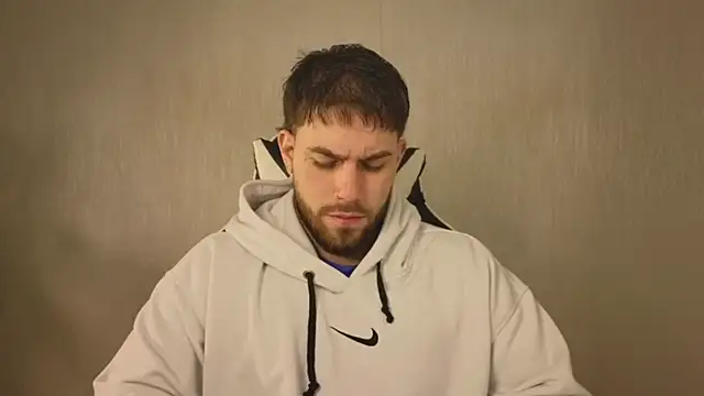 Snapshot of Ades_Lowe chatting on 11/07/25, 11:37 Ades Lowe online show from 11/07/25, 11:37