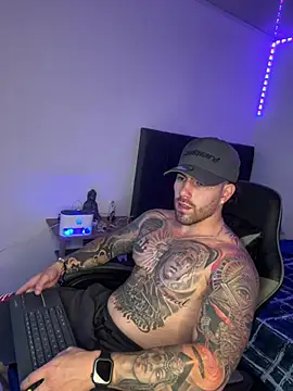 Ades Lowe online show from 01/13/26, 05:44