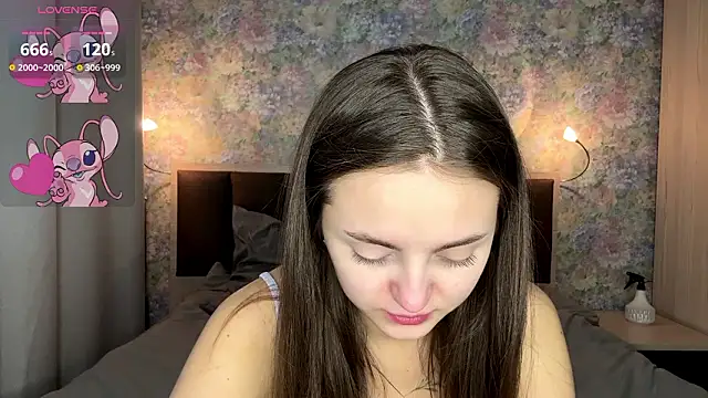 LoraDavi online show from 03/04/26, 06:43