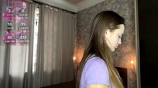 LoraDavi online show from 04/19/26, 06:14