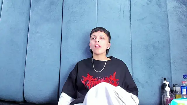 Megan Thompson  online show from 03/01/26, 02:22