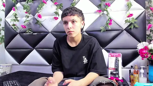 Snapshot of Megan_Thompson_ chatting on 09/25/25, 02:28 Megan Thompson  online show from 09/25/25, 02:28