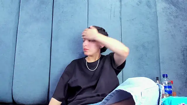 Megan Thompson  online show from 02/28/26, 02:22