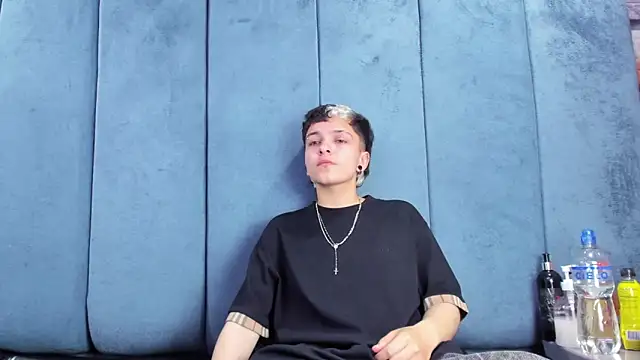 Megan Thompson  online show from 04/16/26, 02:12