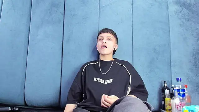 Megan Thompson  online show from 03/19/26, 02:11