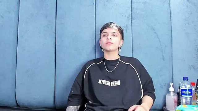 Megan Thompson  online show from 05/23/26, 02:21