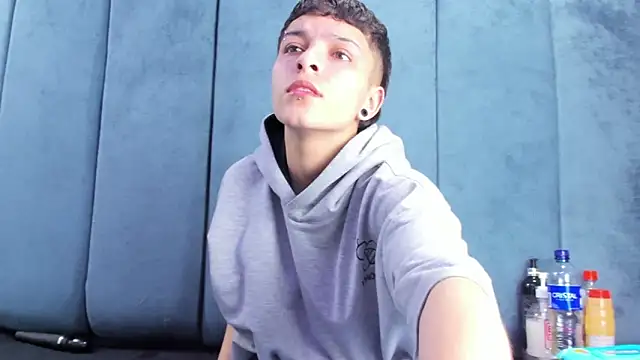 Megan Thompson  online show from 03/21/26, 02:13