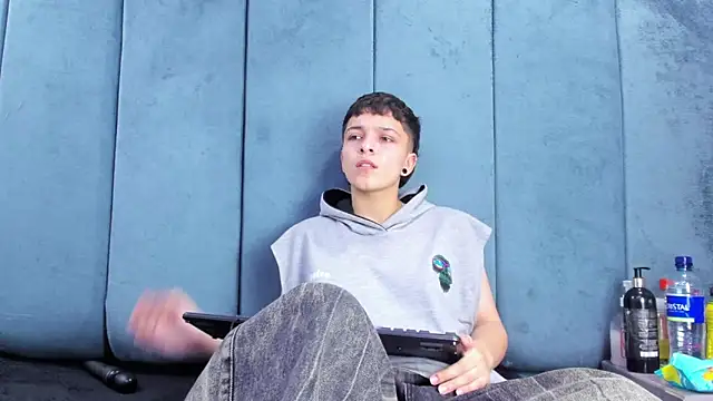 Megan Thompson  online show from 03/28/26, 02:45