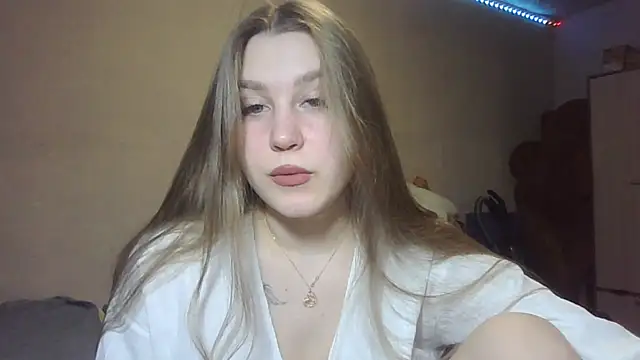 yourhoney Lola  online show from 10/25/25, 04:40