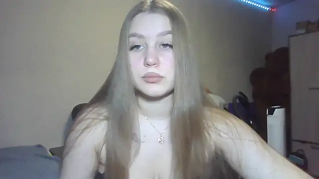 yourhoney Lola  online show from 10/27/25, 11:44