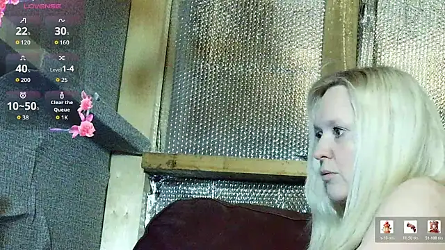 Snapshot of Bouncy-Bella28X chatting on 04/03/26, 10:27 Bouncy-Bella28X online show from 04/03/26, 10:27