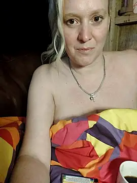 Snapshot of Bouncy-Bella28X chatting on 09/22/25, 07:58 Bouncy-Bella28X online show from 09/22/25, 07:58