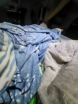 Snapshot of slfemale chatting on 09/18/25, 04:21 slfemale online show from 09/18/25, 04:21