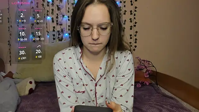 ShalinaMontana online show from 10/19/25, 03:26